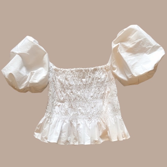 ASTR the Label Savina Puff Sleeve White Peplum Top - Size M - Picture 3 of 6